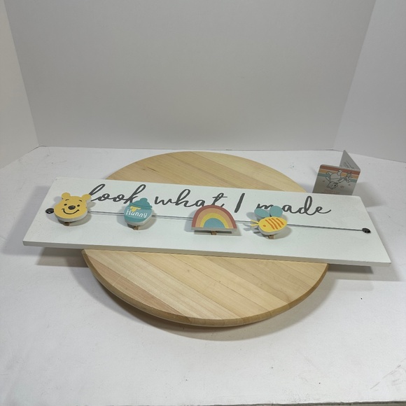 Disney Winnie the Pooh 'Look What I Made' Art Display Wall Hanging Kids New